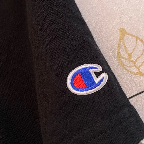 Champion Tee - Picture 6 of 6